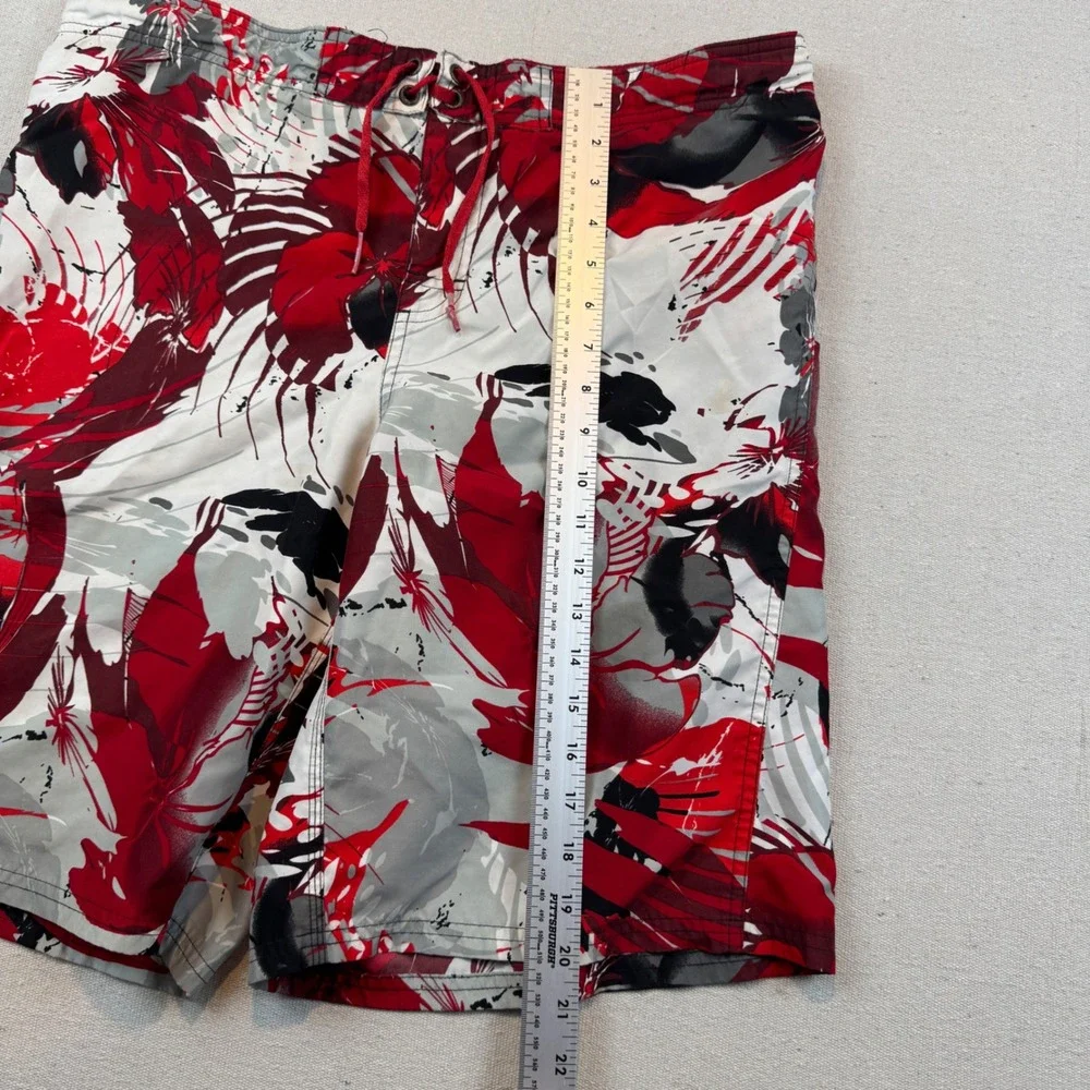 Nike XL Board Shorts Mens Red White Black Abstract Mesh Lined Swim Trunks